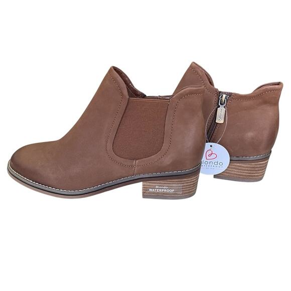 Blondo Waterproof Distressed Leather Side Zip Block Heel Booties Tan Size 8 M - Picture 4 of 8